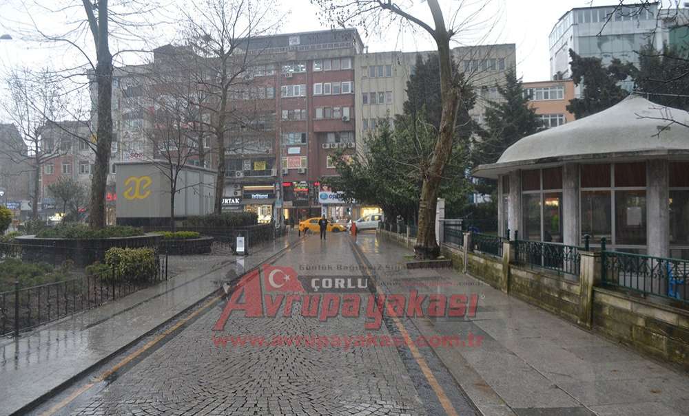 Aşırı Sağanak Yağış Çorlu'yu Olumsuz Etkiledi