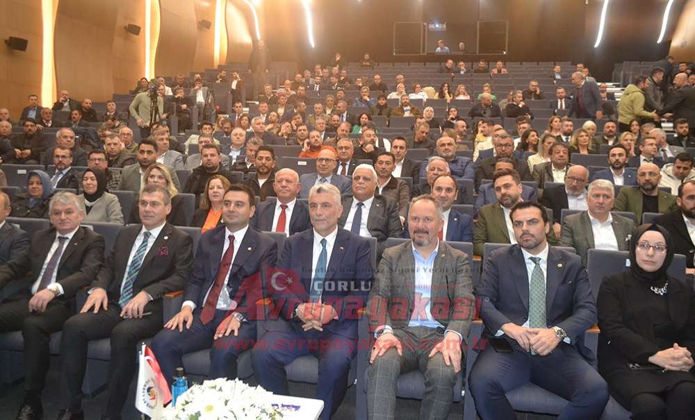Ticaret Bakanı Ömer Bolat Çorlu'da Konuştu: “Türkiye Büyümeye Devam Ediyor”