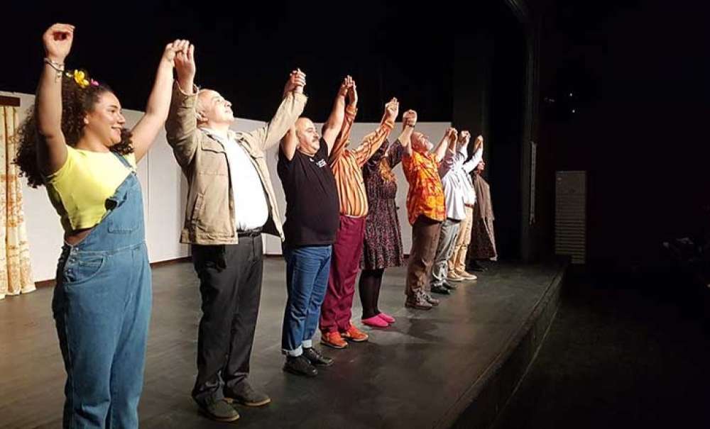 Tiyatronun Geliri Sma'lı Çocuğa Verilecek