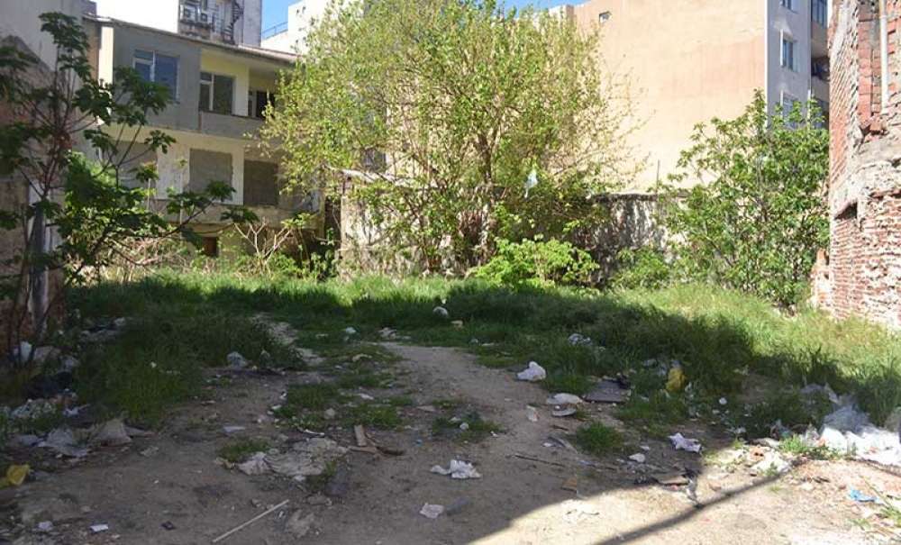 İzbelik Alanlar Vatandaşı Korkutuyor!