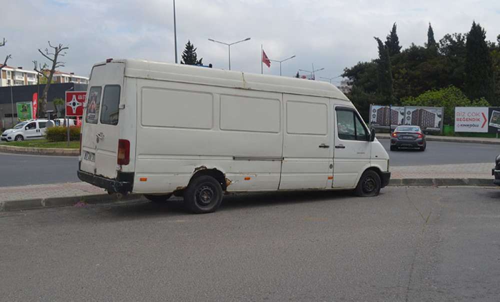 Kullanılmayan Araçlar Tepki Çekiyor