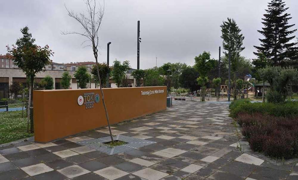 Millet Bahçesi'nin Devri Neden Yapılmıyor?