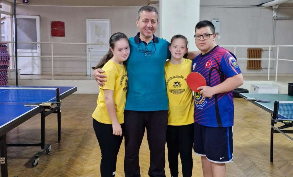 Özel Sporcular Başarıya Doymuyor