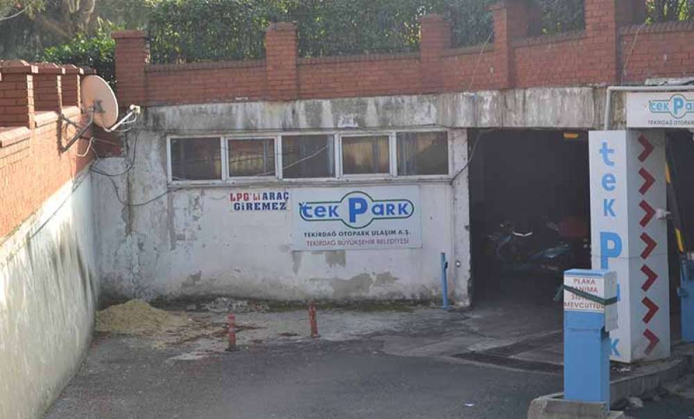 Büyükşehirin Otoparkları Neden Pahalı