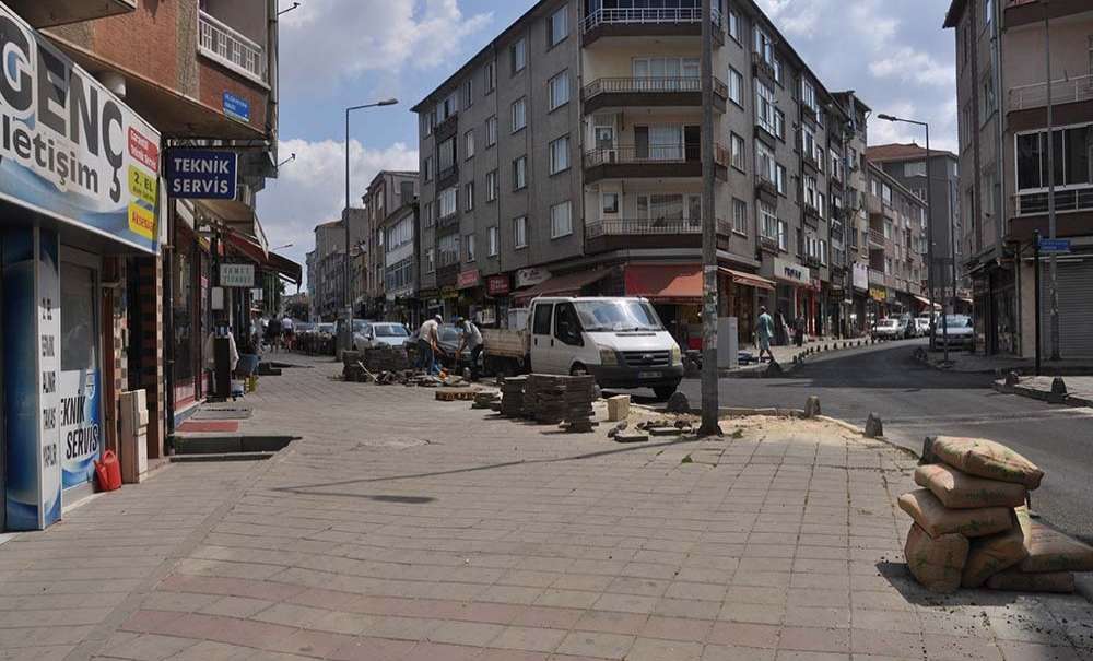 Asfalttan Sonra Kaldırımlarda Yapılıyor