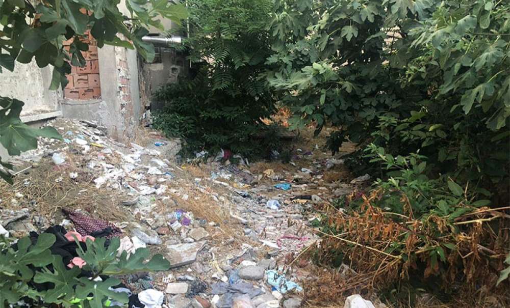 İzbelik Alanda Uyuşturucu Âlemi!