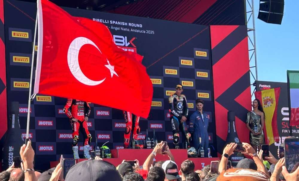 Toprak Razgatlıoğlu Tari̇h Yazdı