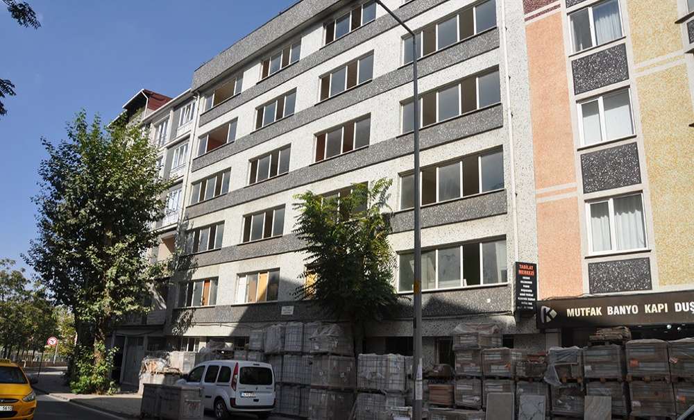 Uyuşturucu Yuvasına Hiçbir Önlem Yok!